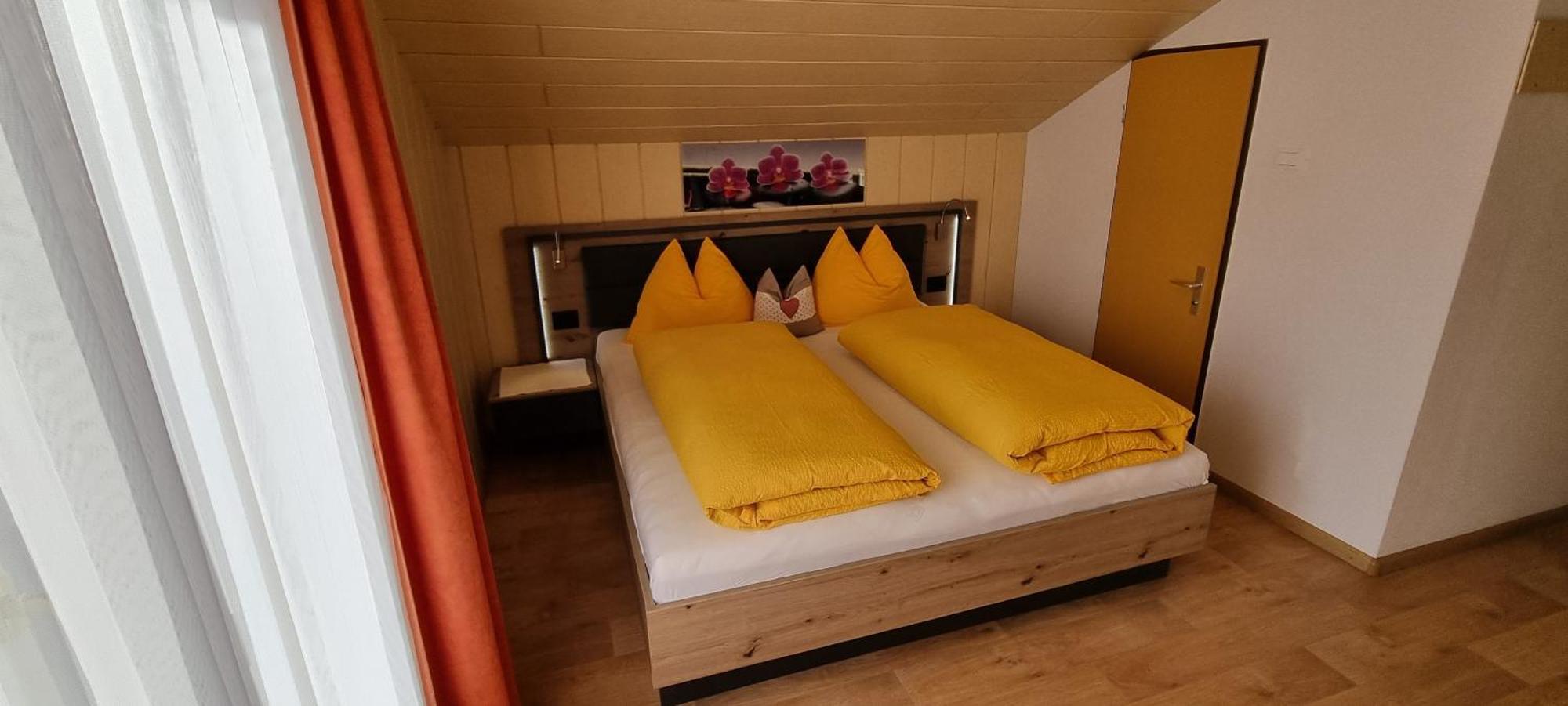 Garni Helfer Bed & Breakfast Dobbiaco Dış mekan fotoğraf