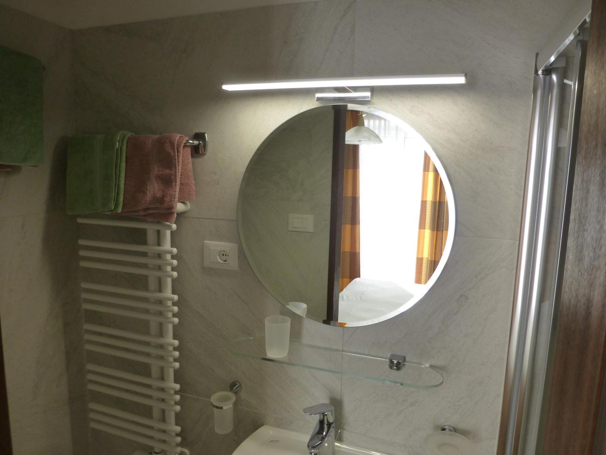 Garni Helfer Bed & Breakfast Dobbiaco Dış mekan fotoğraf