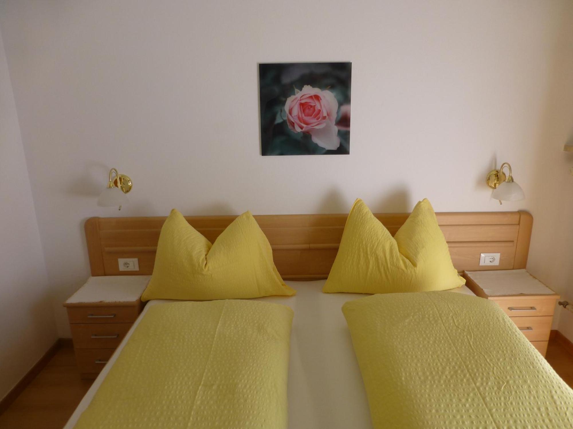Garni Helfer Bed & Breakfast Dobbiaco Dış mekan fotoğraf