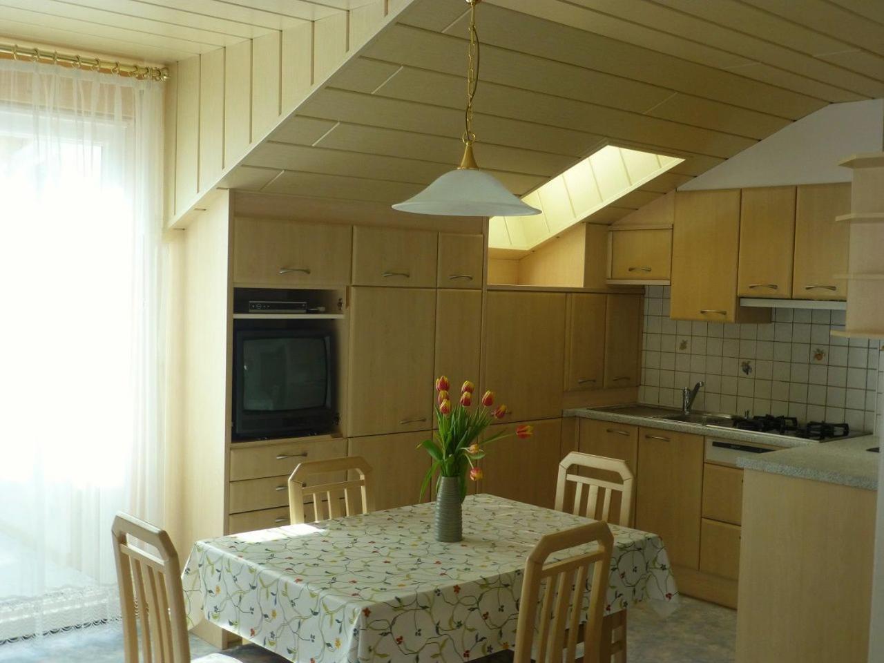 Garni Helfer Bed & Breakfast Dobbiaco Dış mekan fotoğraf